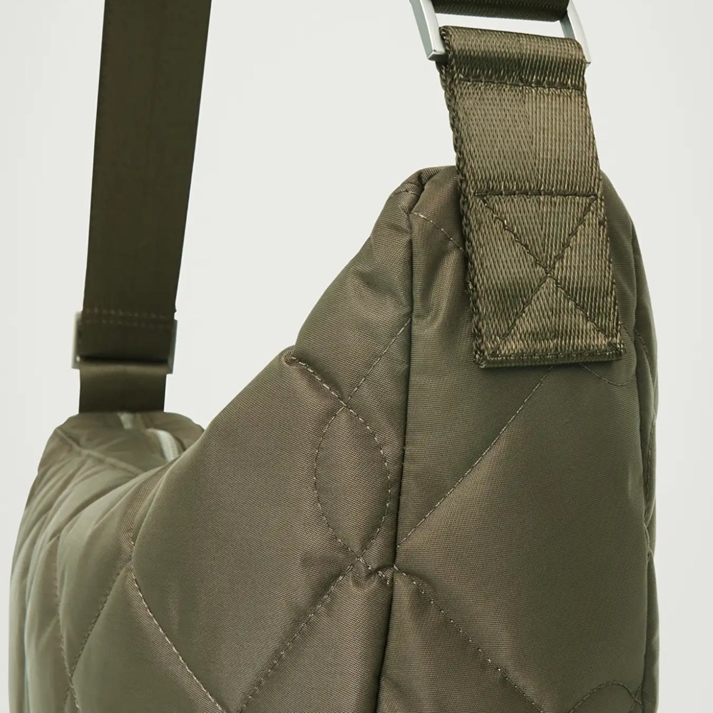 COS QUILTED CROSSBODY MESSENGER BAG - NYLON - Picture 2 of 4